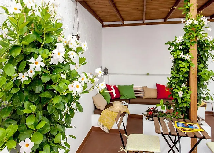 Couette-café Garden 4*