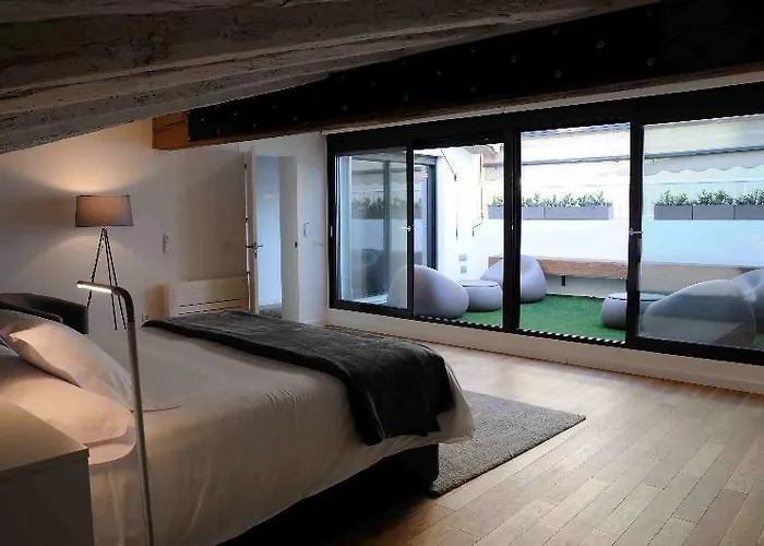 Mon San Martin Valence