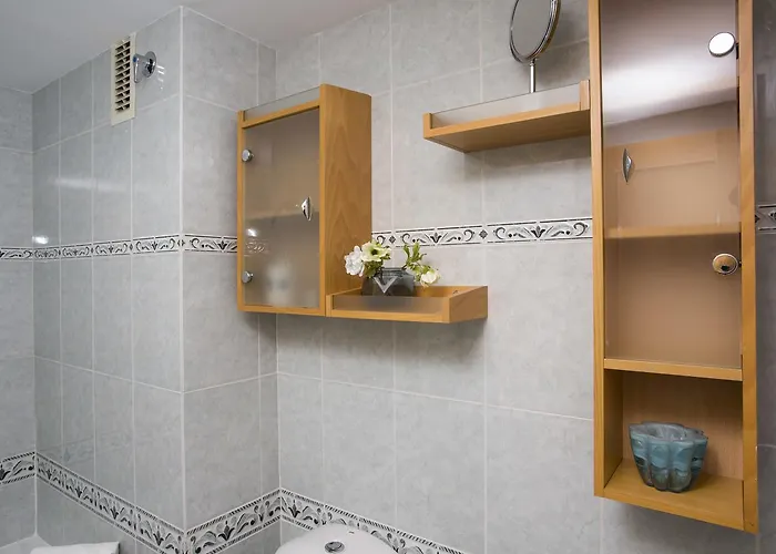 Apartamento Singularstays Poeta Querol Valencia