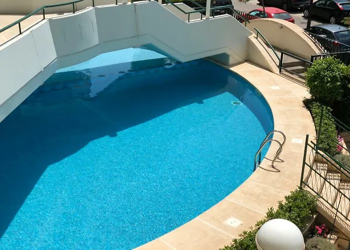 Opera House Hotel 3*