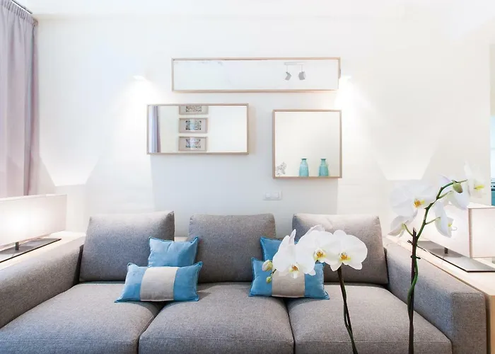 Center Atico 360 شقة