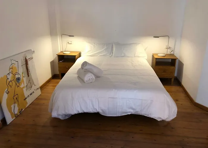 Cozy En Blanch. Center 아파트 *