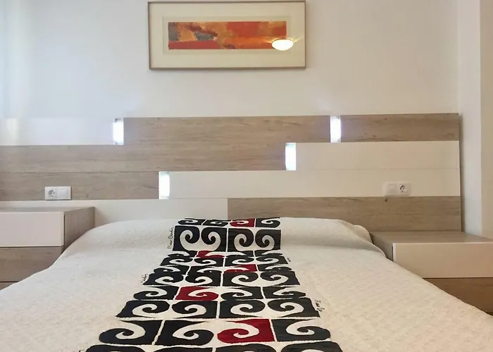 En Universidad Y Cerca De La Playa Appartamento Valenza