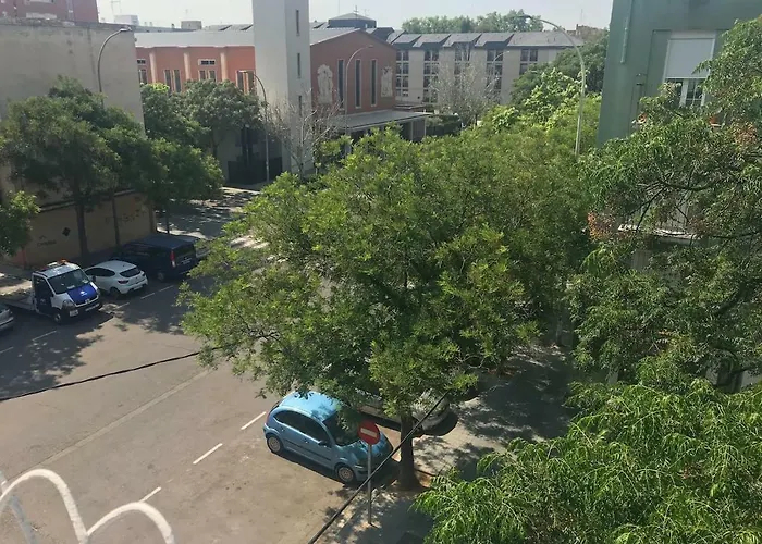 Cozy In Valencia! Wi-fi ! Βαλένθια