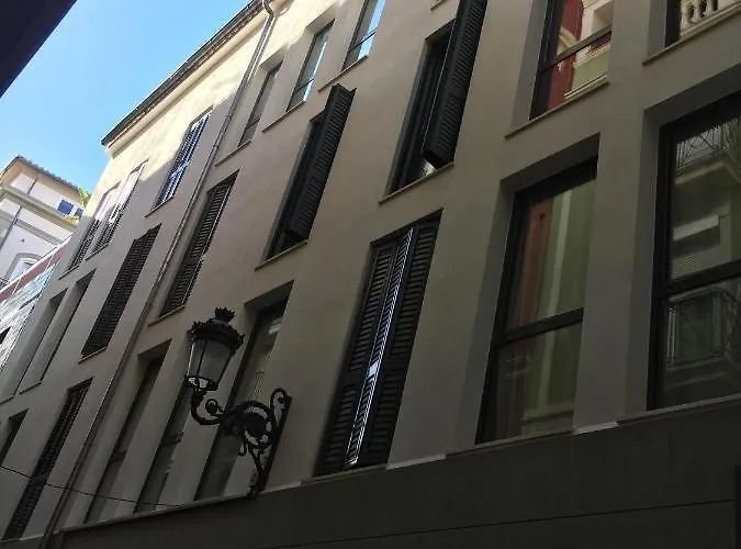 Center Atico 360 شقة *