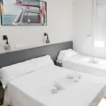 Nwt Station 게스트하우스 2*