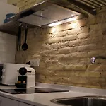 Loft Independiente Con Piscina Compartida En Centro De Appartamento Valenza