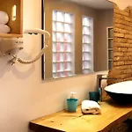 Loft Independiente Con Piscina Compartida En Centro De