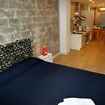 Appartamento Loft Independiente Con Piscina Compartida En Centro De *