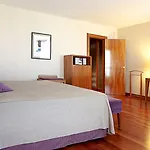 Istay By Nh Ciudad De 3*