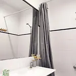 Apartment Flats Friends Torres Quart