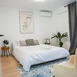 Laura Campanar * Valencia