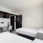 Otel Arena Zone Valensiya