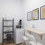 Konukevi Cool Loft Autocheck Center Historic Valensiya