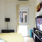 Rooms-shared Flat *