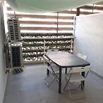 Lovely Three アパート