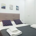 With Super Comfortable Beds فالنسيا
