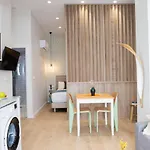 게스트하우스 Florit Flats - The Maritim Serreria 4*