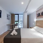 Travel Habitat Alameda Suites. Valencia