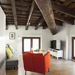 Singularstays San Vicente דירה