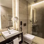 호텔 빈치 메르캇 4*