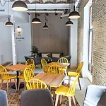 Original Domino House Valensiya