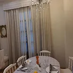 Apartment Cozy Luxury Apartments*****. The Center *