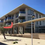 Fivestepstosea - *