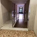 Calle Mora De Rubielos With Free Private Underground Parking Appartement *