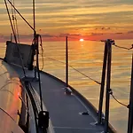 Velero Monia Tekne