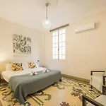 Macflats Ayuntamiento * Valencia