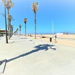 Luxury B40-7 On Valencia