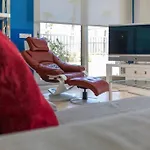 아파트 Luxury Sea View With 2 *