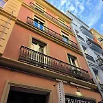 Flats Friends Nave Valencia
