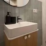 Spectacular Renovated Studio Facing The Sea Валенсия
