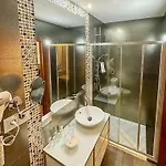 竞技场酒店 3*