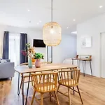 Valencia Guest Puerto Suite Auto Check Appartement *