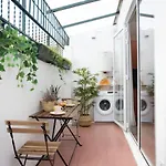 Singularstays San Valero Διαμέρισμα *