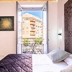 Beautifully Designed With Lots Of Natural Light *