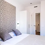 Spacious With Great Views *