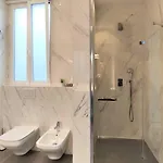 De Lujo Frente Al Mercado Colon. Only Adults Apartment