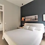 De Lujo Frente Al Mercado Colon. Only Adults Valencia