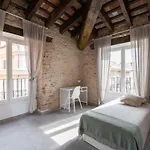 Residencia Universitaria Trinitarios *