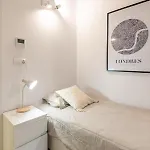 Residencia Universitaria Trinitarios Apartment