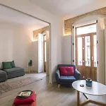 Heart Of Trendy Area Of Russafa With Lovely Terrace ! Au Coeur De Ruzafa Avec Belle Terrasse ! דירה