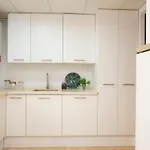 Apartment Singularstays Reina Ii