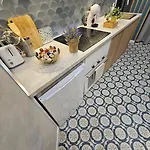 Apartment Lounge Garden Sea Relax