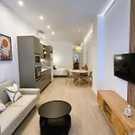 Estudios A Metros De Jardines Del Turia *