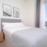 Apartment Limehome Carrer De Sant Jacint