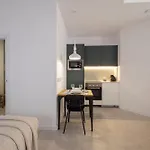 شقة Florit Flats - Ceramic Home - 4 Guest - Ac Wifi - Near Sorolla Train Station